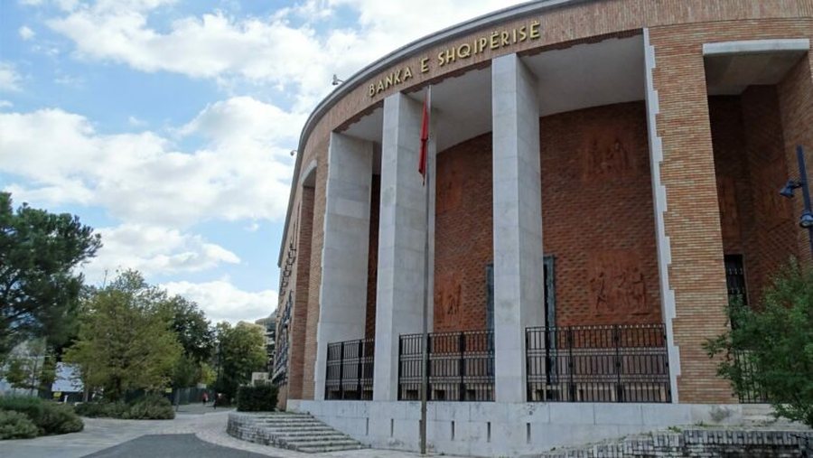 Banka e Shqipërisë: Sfidat për sektorin bankar dhe financiar janë në rritje